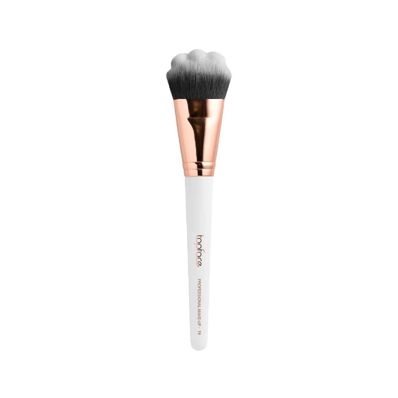 فرشاة وجه وبرايمر F19 من توب فيس – تغطية ناعمة ولمسة احترافية | La Jolie Beauty