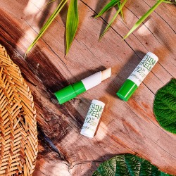 BELLA OGGI THINK GREEN BALM – Vegan Lip Balm with SPF 15 & Natural Hydration