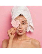 Facial Exfoliators – Gentle & Effective Skincare